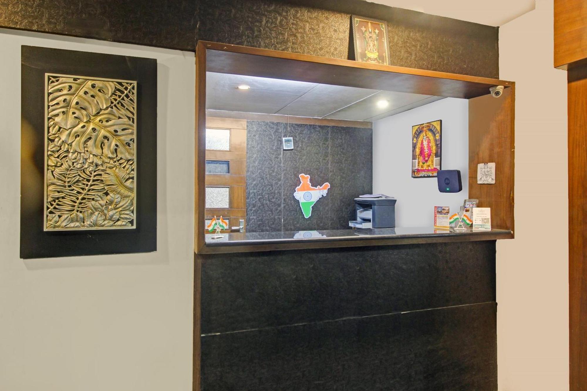 Collection O 82357 Hotel Surabhi Pride Trimulgherry Экстерьер фото